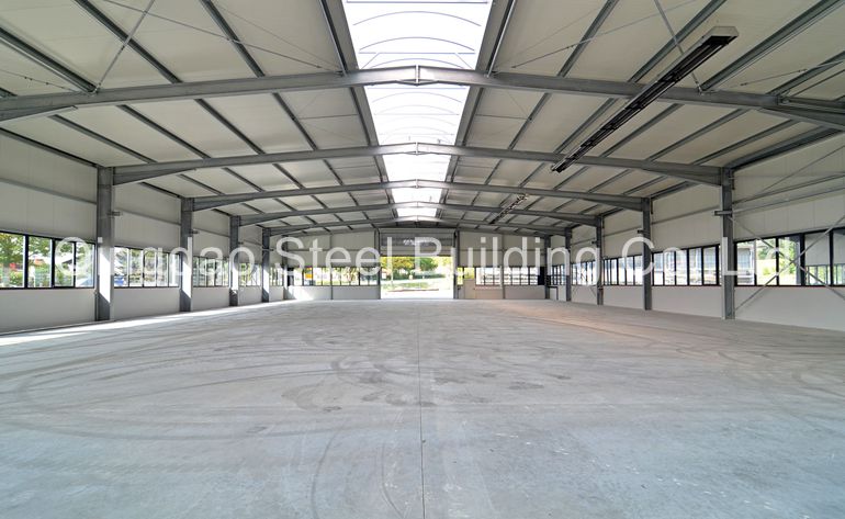   what consist of a steel hall?