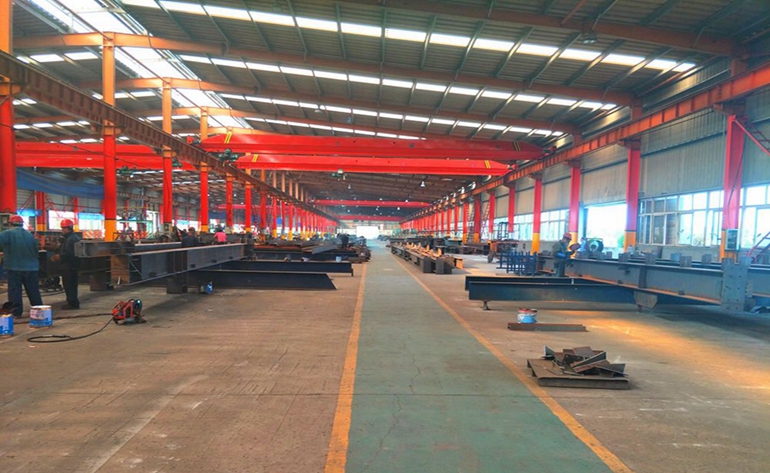   Why Choose a Steel Workshop Building with a Crane?