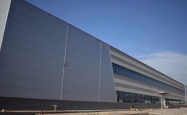   Speed & Cost Savings: Why Prefab Steel Structures Dominate Modern Construction￼